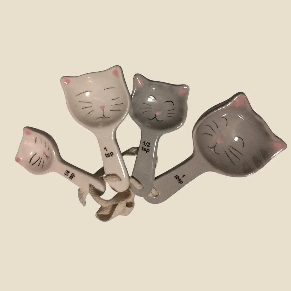 Ceramic Cat Measuring Spoons Set 4 Piece Grey White Feline Kitchen Decor